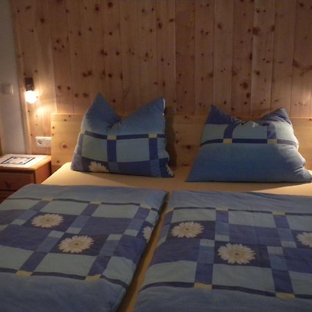 Bio-Urlaubshof Dansbach Villa ชปิทัล อัม เพิร์ม ภายนอก รูปภาพ